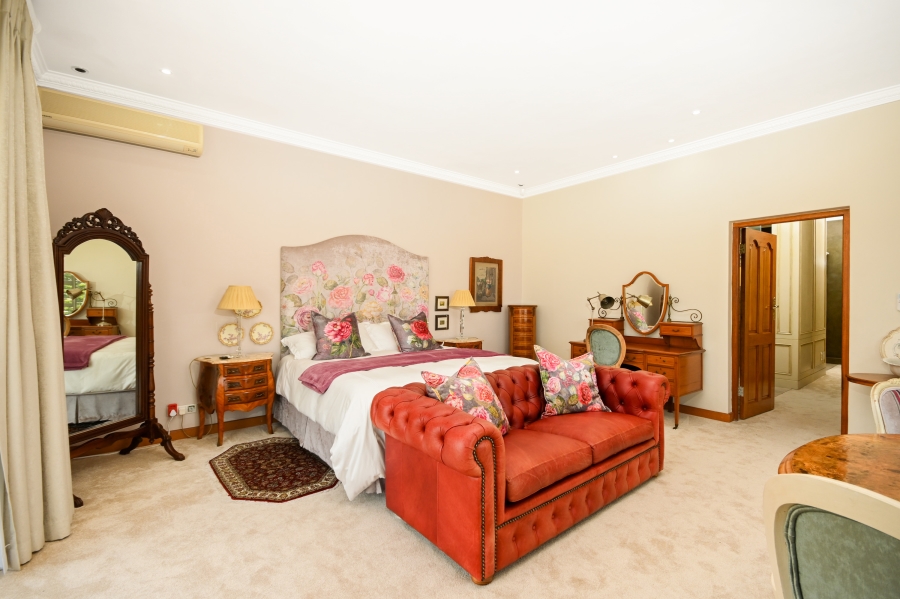 5 Bedroom Property for Sale in Greenways Golf Estate Western Cape